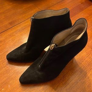 St. John Women’s Booties 8.5